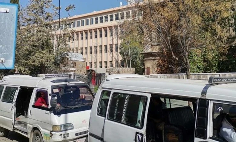 إجراءات جديدة لتنظيم عمل سيارات الأجرة وتحسين الخدمة في سوريا