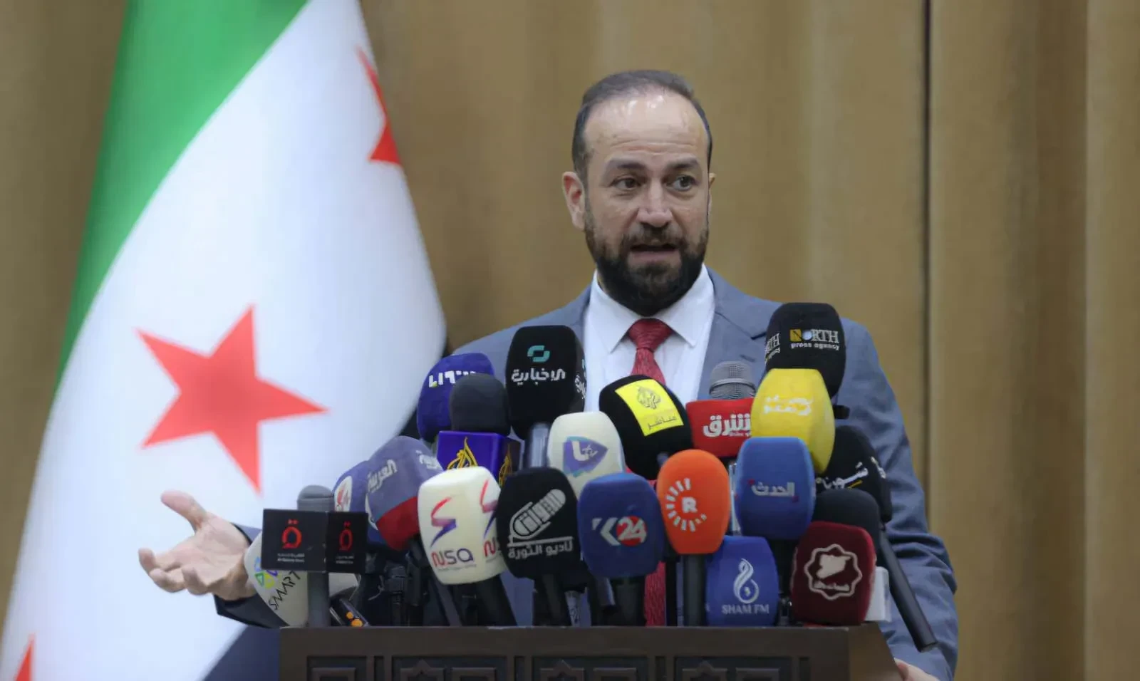 وزير الإعلام: الالتزام بالشفافية ونشر المعلومات الموثوقة أولوية في ظل تداول تصريحات غير دقيقة