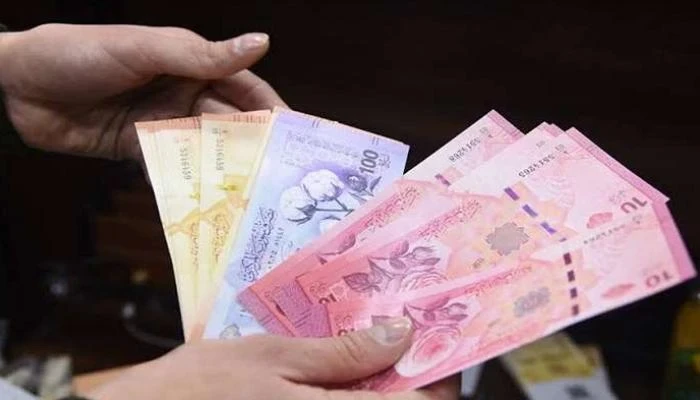 تراجع جديد في قيمة الليرة السورية مقابل الدولار والعملات