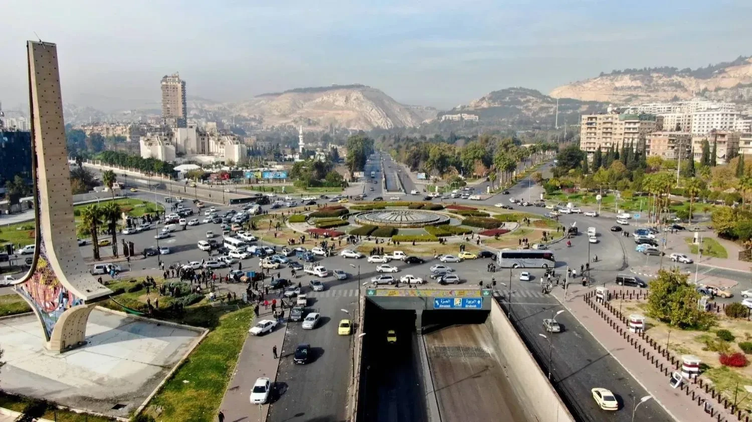 سوريا تعرض رؤيتها لإعادة بناء قطاع الطاقة من إسطنبول.. رسائل جديدة لجذب الاستثمارات