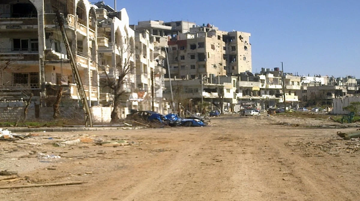 العثور على رفـ..ـات بشرية في حي بابا عمرو بمدينة حمص