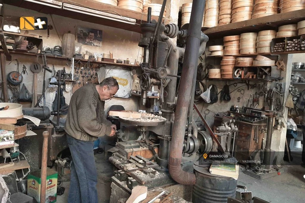 حـ..ـريق مدبر يدمّر ديكورات "النويلاتي" بريف دمشق وخسائر بالملايين