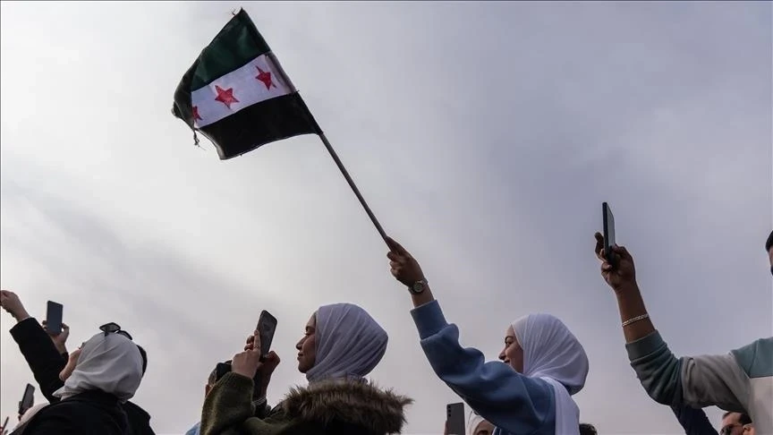 سويسرا ترفع العقوبات عن 24 كياناً سورياً بينها المصرف المركزي