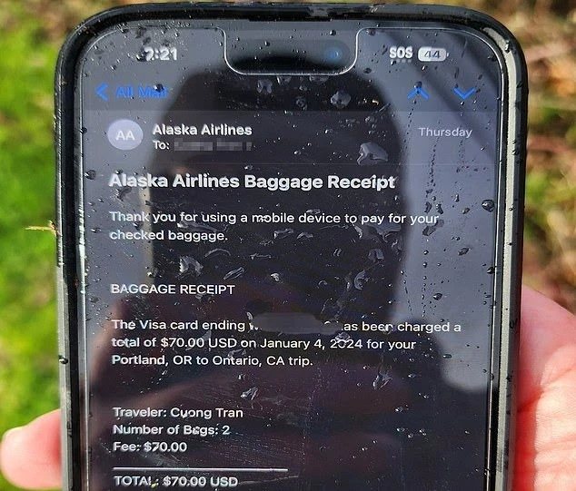 هاتف iPhone يتحدى الجاذبية ويظل سليمًا بعد سقوطه من ارتفاع 16000 قدم في حادثة خطوط ألاسكا الجوية